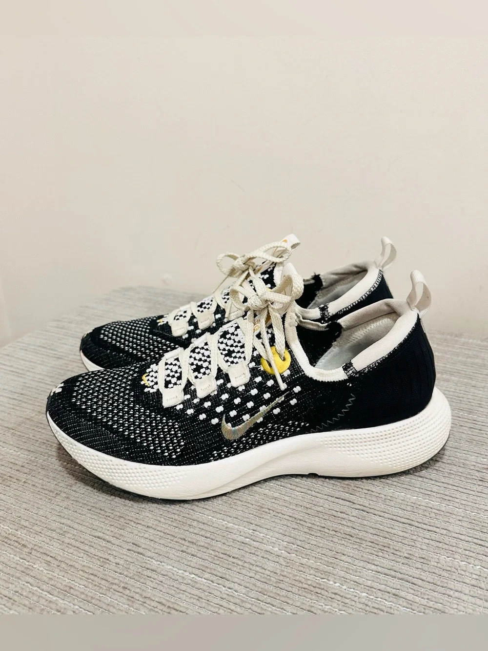 Nike React Escape RN Flyknit Black Sail Gold Women’s Snoes DC4269-002 Size  8,5